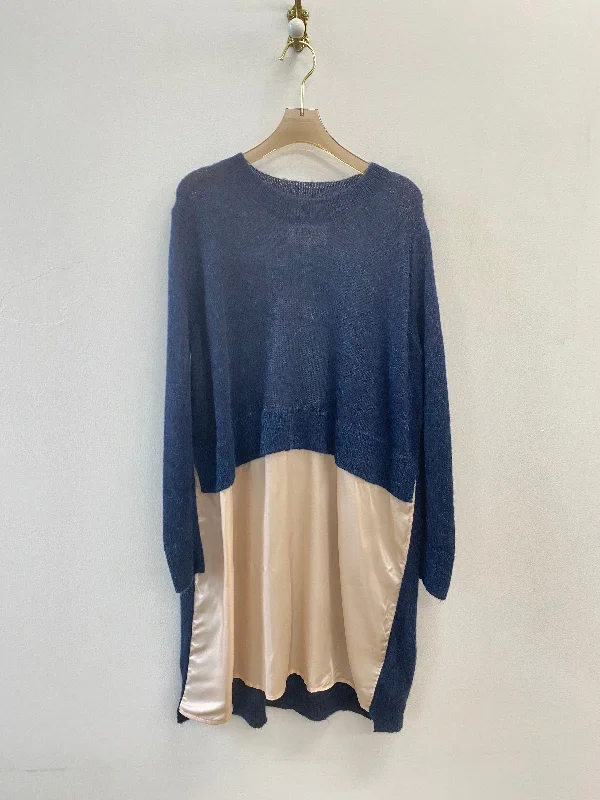 MM6 Maison Margiela | Navy Blue & Blush Colorblock Tunic Sweater (Vintage)