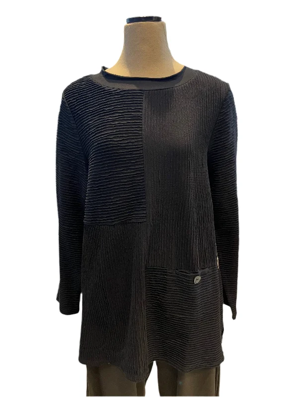 Habitat Fall/Winter Sale, 16011 Seamed Pocket Tunic, Black 50% Off Regular Price